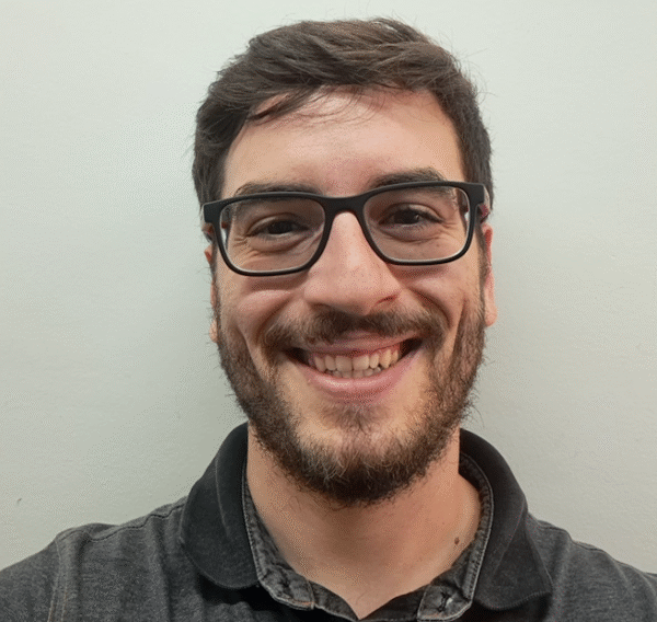Foto professor execução de obras