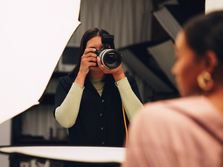 Como tirar foto profissional: professor dá dicas