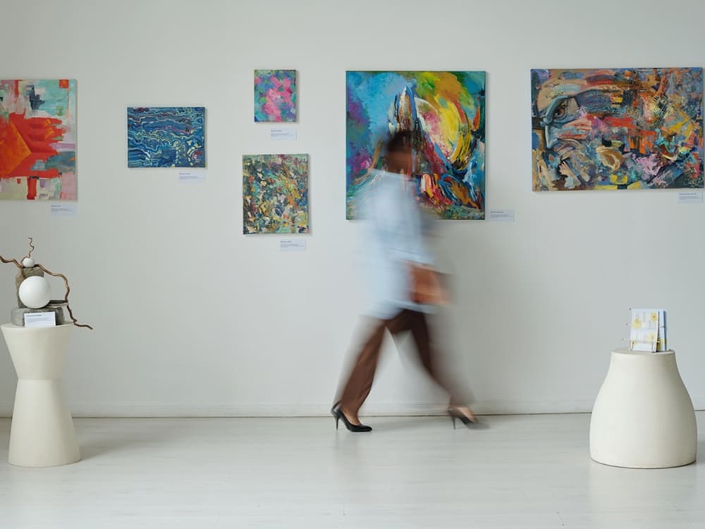 O que a arte revela sobre o consumo de luxo contemporâneo